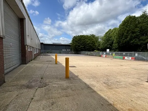 Unit D1 Grafton Way, West Ham Industrial Estate, Basingstoke, Industrial To Let - D1GWPicture9 - 20 05 2026.jpg