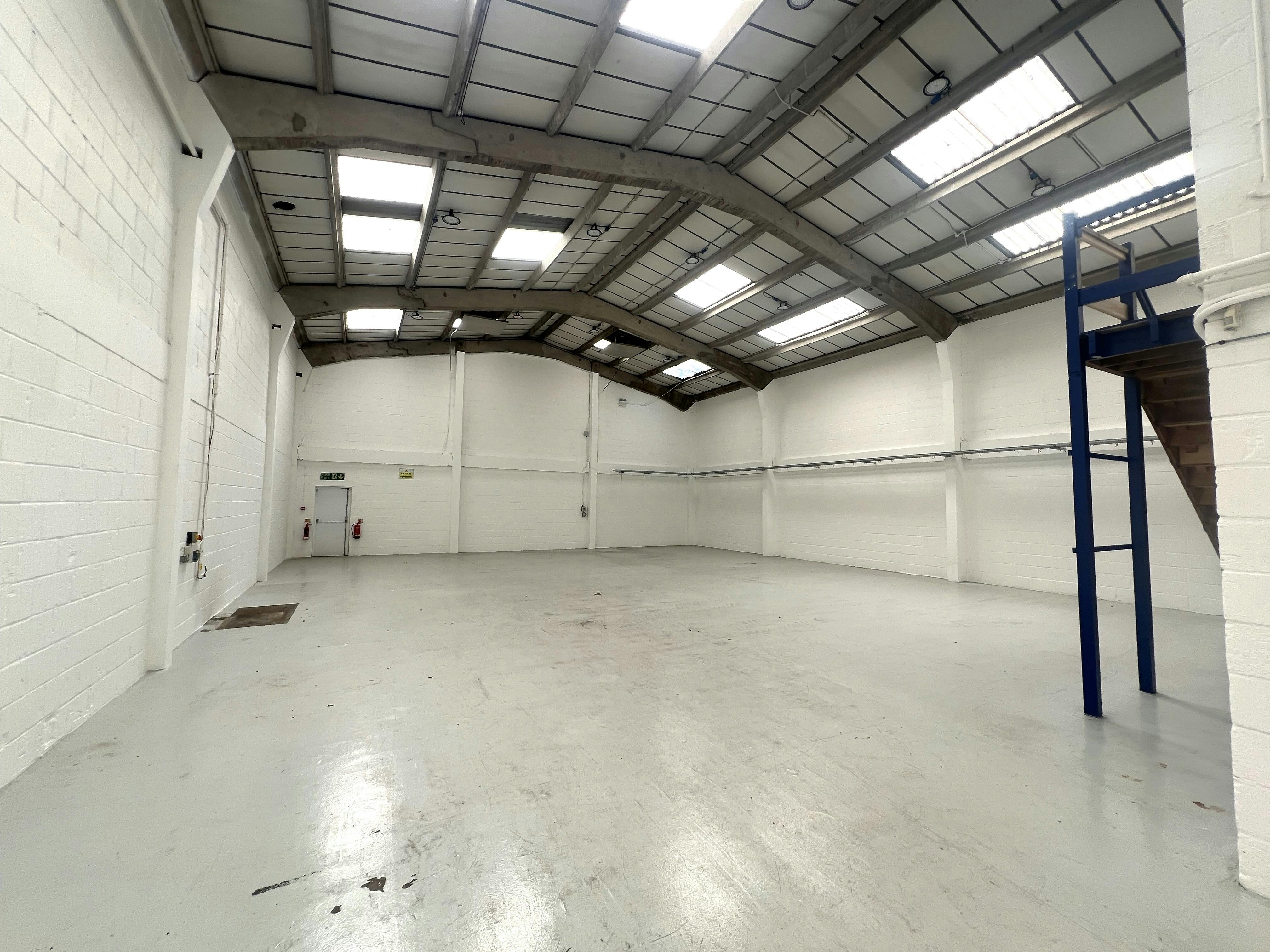 Unit 4 Prime Buildings, Billingshurst, Industrial To Let - IMG_7546.jpeg