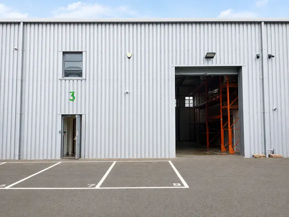 Unit 3, Waltham Abbey, Industrial To Let - External.jpg