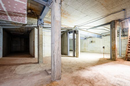 Basement Floor, 101 Dalston Lane, London, Leisure / Office / Retail To Let / For Sale - Dalston Ln 101  5.jpg