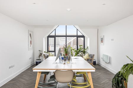 Unit 9, Stairbridge Court, Bolney, Office To Let - Bolney Grange Business Park, Stairbridge Court, Unit 9-007.JPG