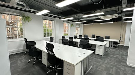 2 Bath Place, London, Serviced Office To Let - 2 Bath Place London EC2A 3dr  suite 12_4.jpg