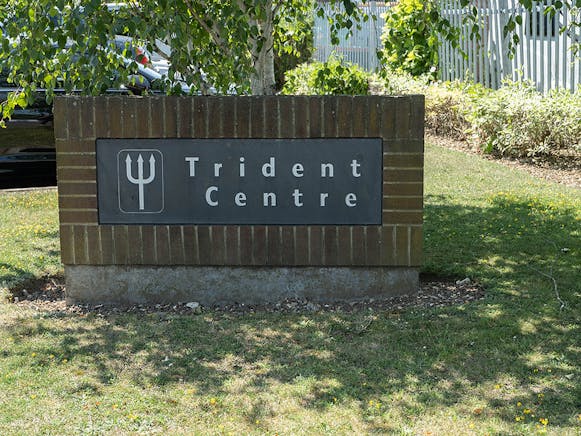 Unit 1 Trident Centre, Basingstoke, Industrial / Industrial To Let - Signage.jpg