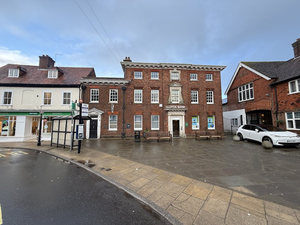 5 The Square - Photo 16-01-2026, 09 57 13.jpg