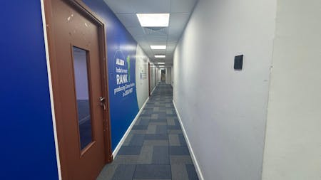 Showroom / Office Space, Bait Al Falaj, Darsite, Office To Let - Ruwi 1400 sqm 16.jpeg