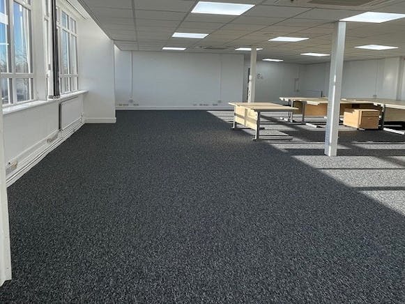 Sharp House, Basildon, Industrial / Office To Let - Sharp 13 New 640x480.jpg