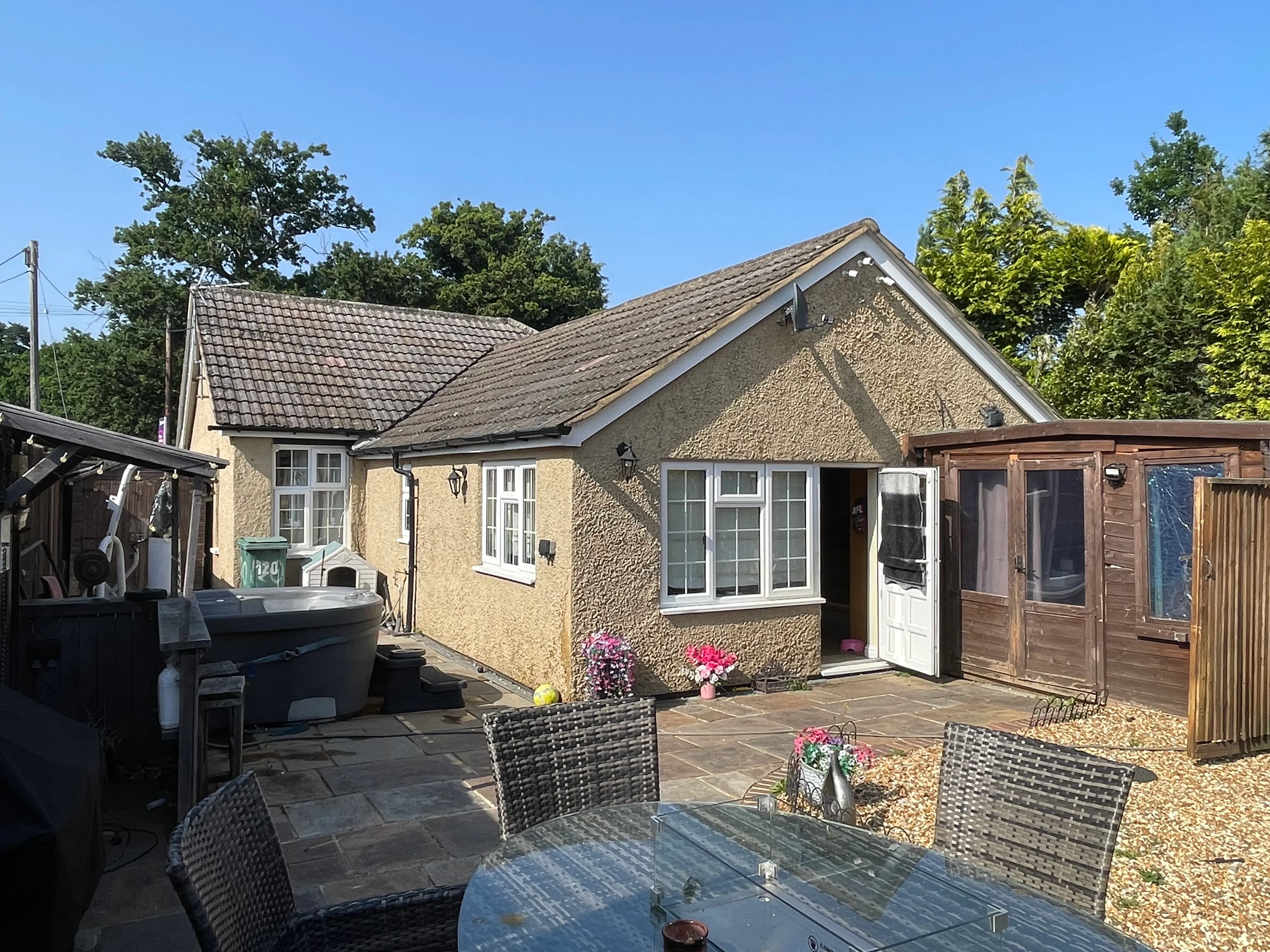 120 Chalet Hill, Bordon, Development / Investment For Sale - IMG_4411.jpg
