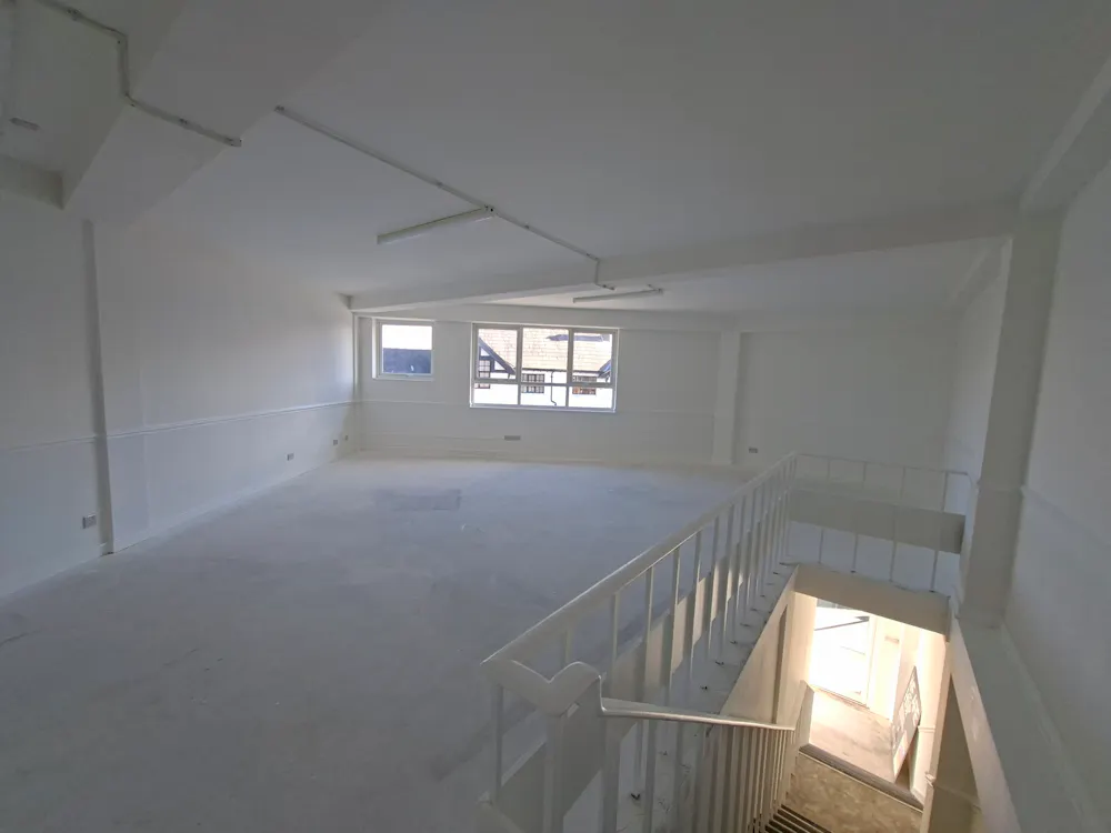 First Floor Premises, 21A Canute Place, Knutsford, Retail / Office To Let - 20260923_141139.jpg