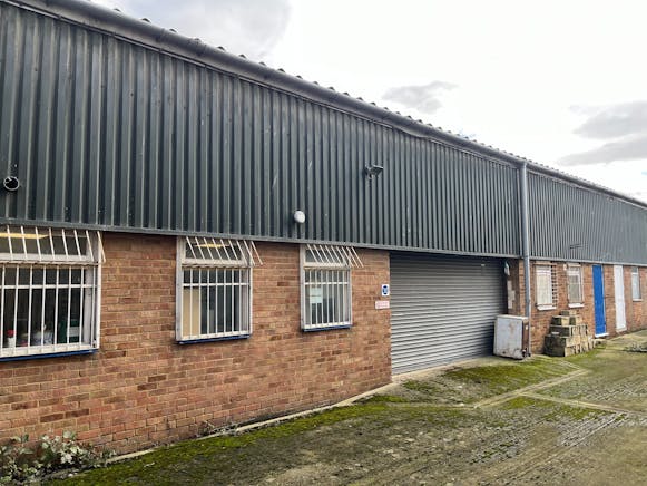 Unit 21 Enterprise House, Cheney Manor Industrial Estate, Swindon, Industrial For Sale - 21 Enterprise House Rear Picture.jpg