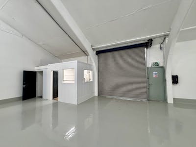 Unit 9B, Freemans Parc, Cardiff, Industrial To Let - IMG_6909.jpg