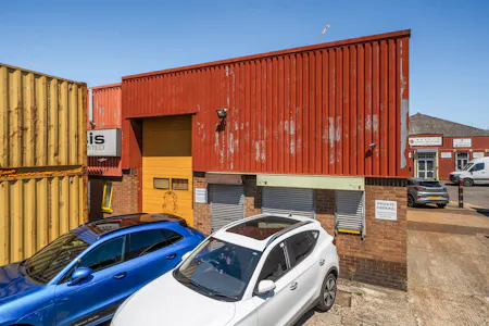 8 Trojan Industrial Estate, Willesden, Industrial To Let - 1480574-2-6a329d6e0e4dc.jpg
