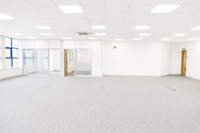 1 Astra Centre, First Floor, Harlow, Offices To Let - Astra first floor office interior 4.jpeg.png