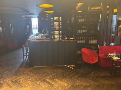 Woodford New Road, London, Investment To Let - First Floor Bar Area.jpg