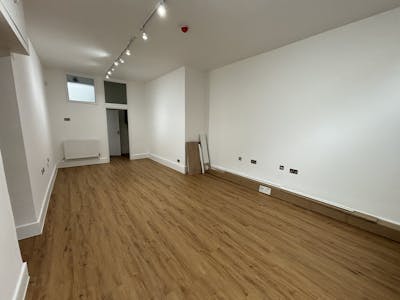 161 & 163 Broadhurst Gardens, London, Retail To Let - IMG_5130.jpg