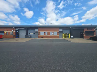 Redbridge Enterprise Centre, Thompson Close, Ilford, Light Industrial To Let - WhatsApp Image 2026-06-17 at 11.45.16 AM.jpeg