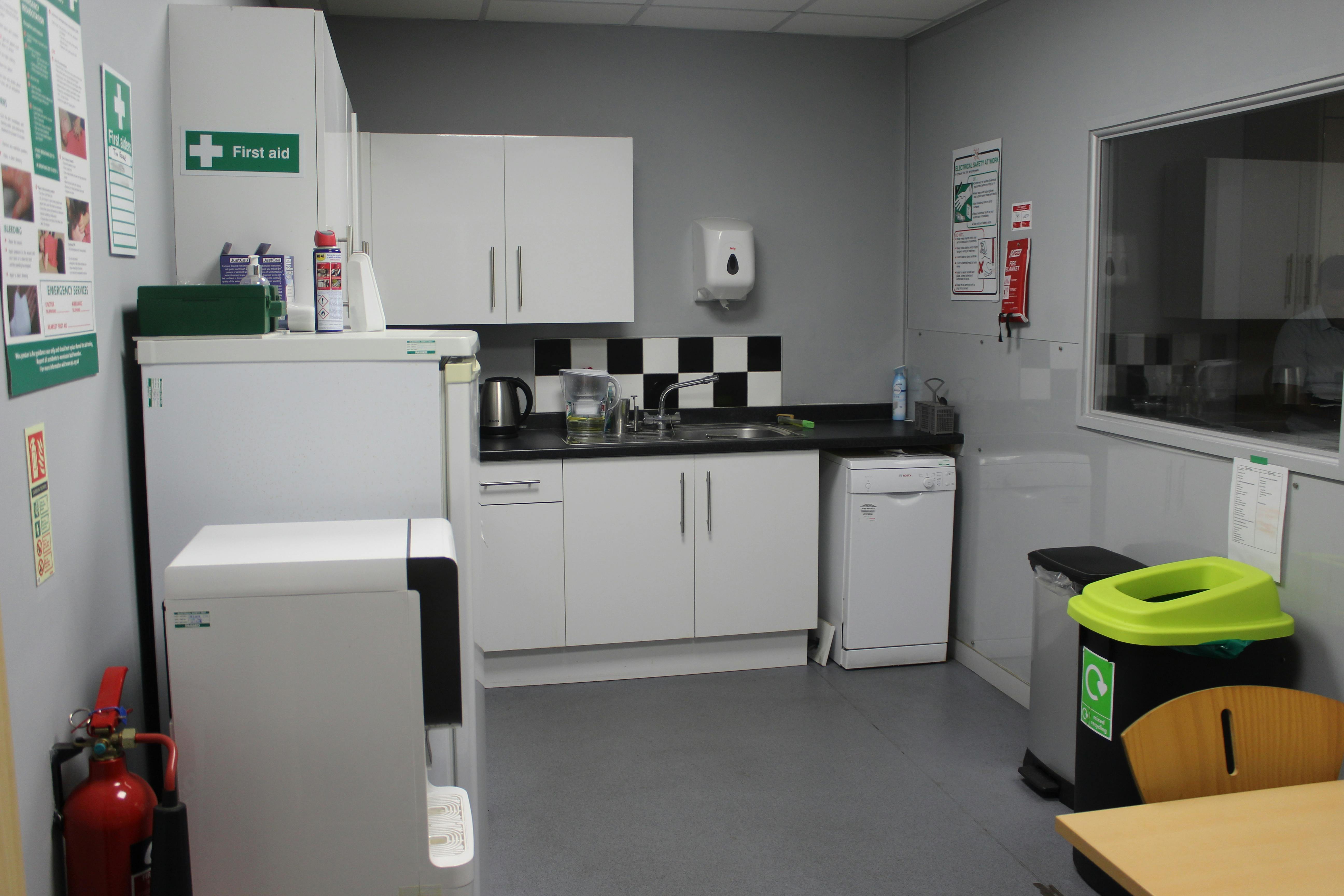 Unit 11 Devonshire Court, Fountain Drive, Hertford, Industrial To Let / For Sale - IMG_0311.JPG