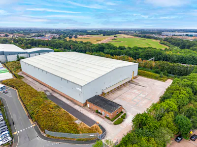 Weston Road, Crewe, Industrial/Logistics To Let - EDIT_Q92_0027.png