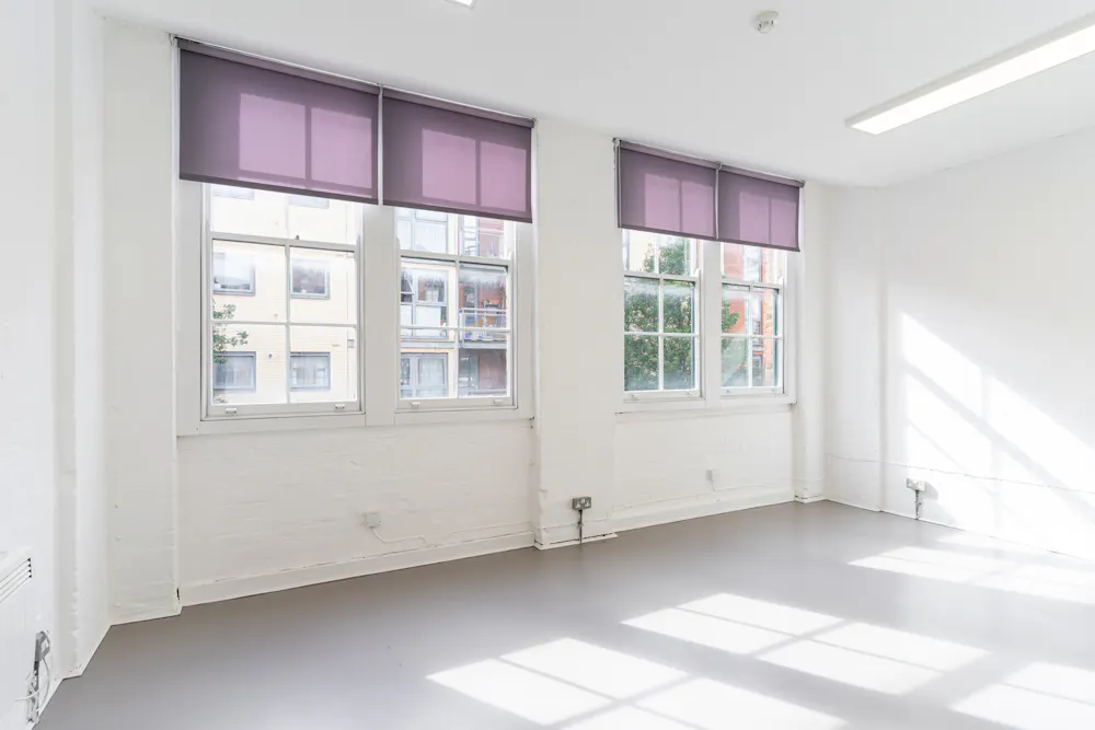Unit 8, 5 Durham Yard - 5-Durham-Yard-Unit-8-E2-Bethnal-Green-London-Fields-Office-Studio-To-Let-Internal2-Dominion.London.jpg