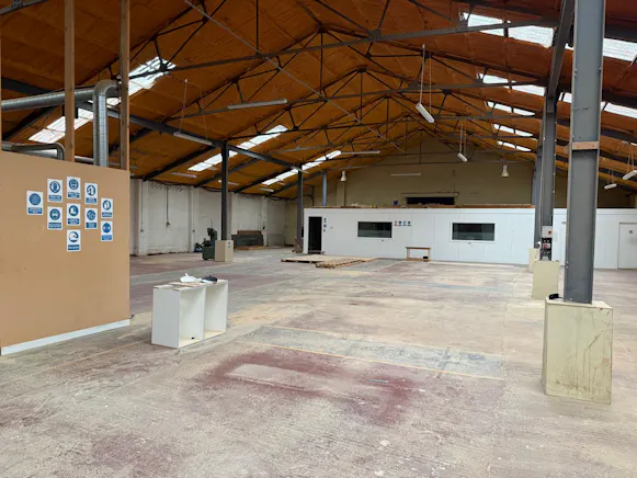 The Warehouse, Linwood, Industrial To Let - WhatsApp Image 2026-08-17 at 15.56.38 (1).jpeg