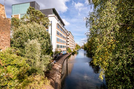 Bankstock Building, 42-44 De Beauvoir Crescent, London, Leisure / Office To Let / For Sale - De Beauvoir Cres 42 2F  22.jpg