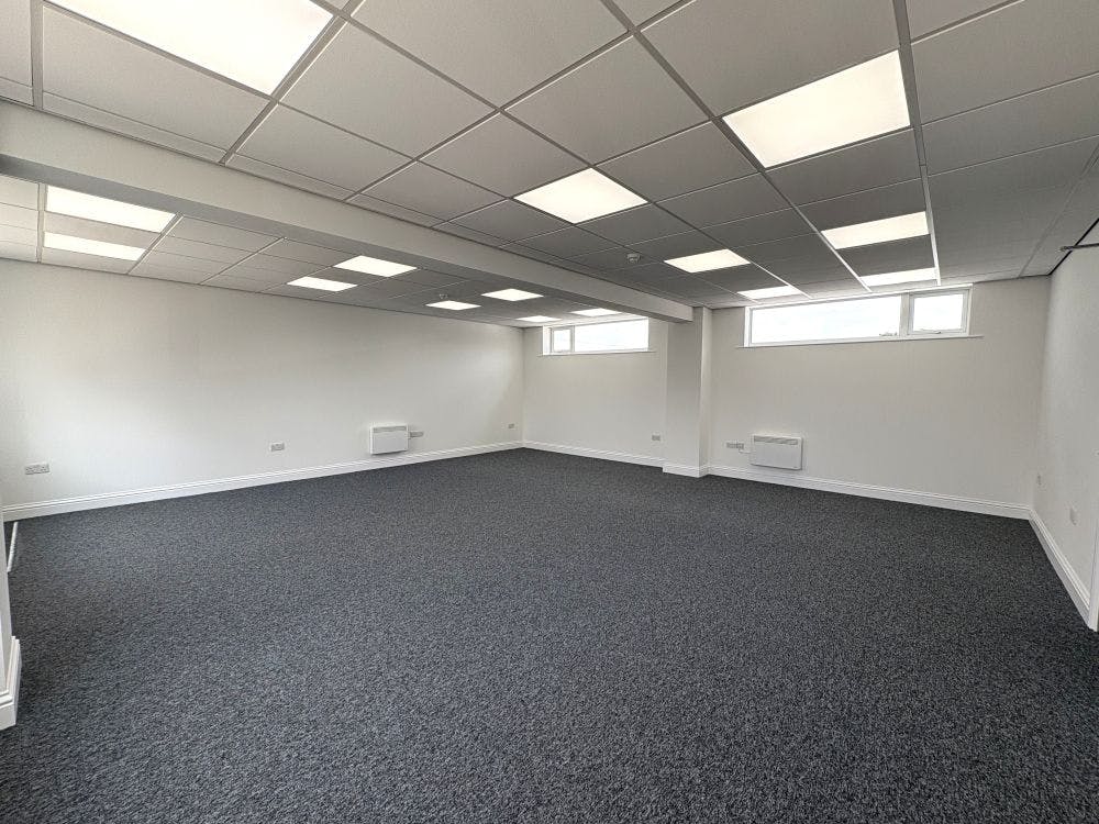 Unit D1 & Unit D2 Telford Road, Bicester, Industrial To Let - D2Int2.jpg