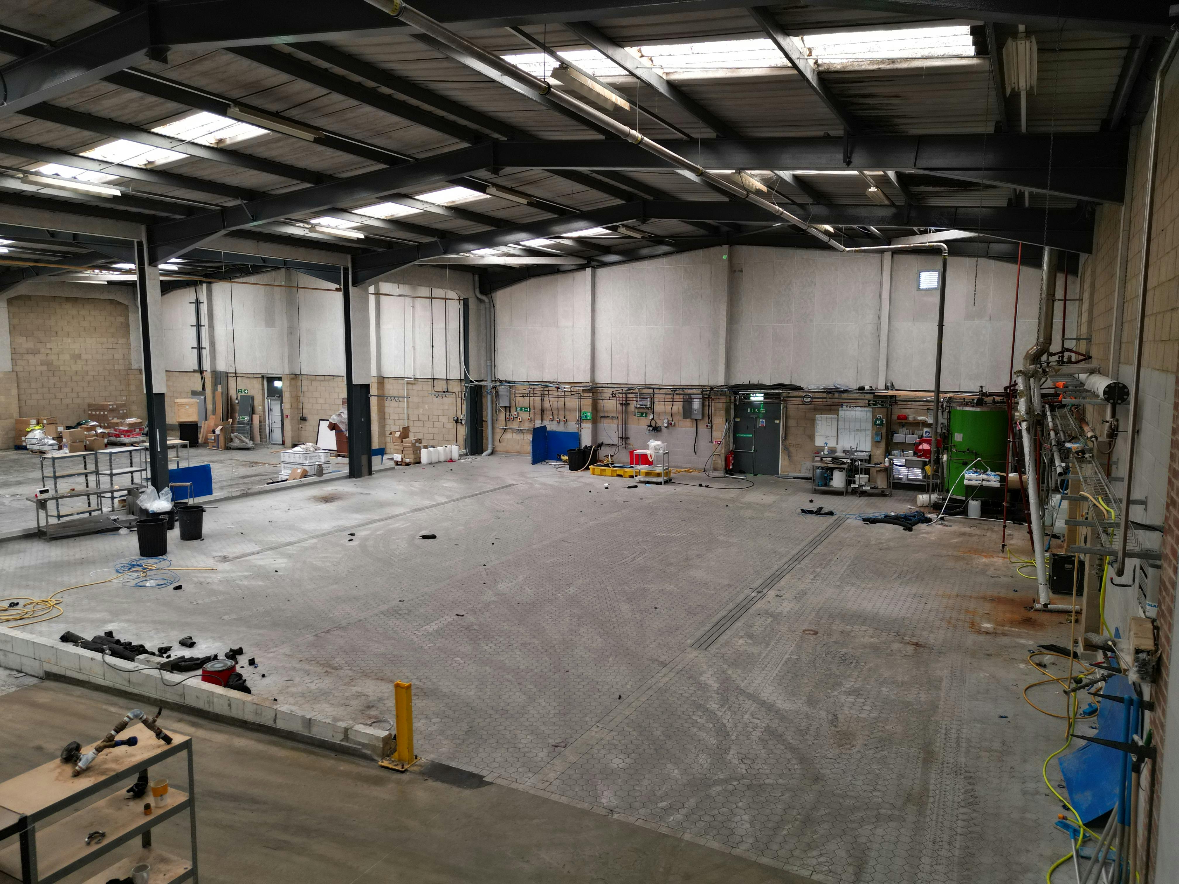 Unit 15 & 16, Unit 15 & 16 Mead Park Industrial Estate, Harlow, Industrial To Let - DJI_0274.JPG