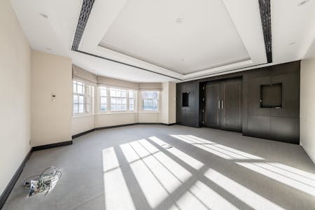76 Crown Road, St Margaret's, Twickenham, Office To Let / For Sale - DSC01176HDR2Edit.jpg