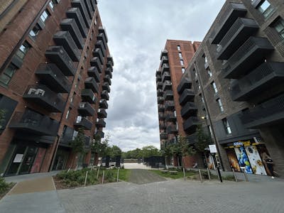 Unit 2, 7 Barking Wharf Square, Barking, Office / Retail To Let - IMG_0738.JPG