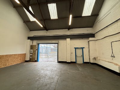 Unit B3A, Avondale Business Park, Cwmbran, Industrial To Let - IMG_6294.jpg