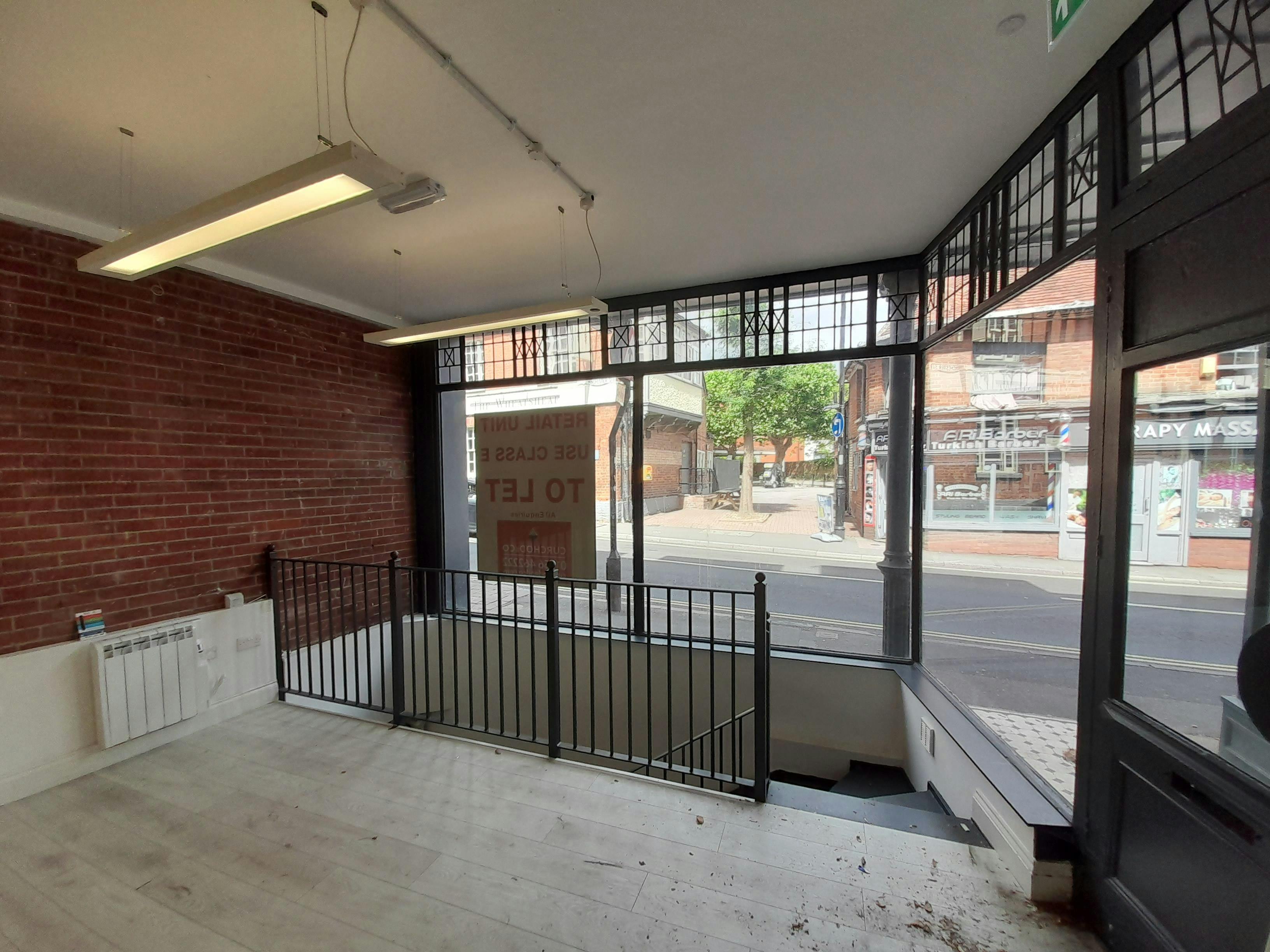 47 Winchester Street, Basingstoke, Retail To Let - 20250721_123106.jpg