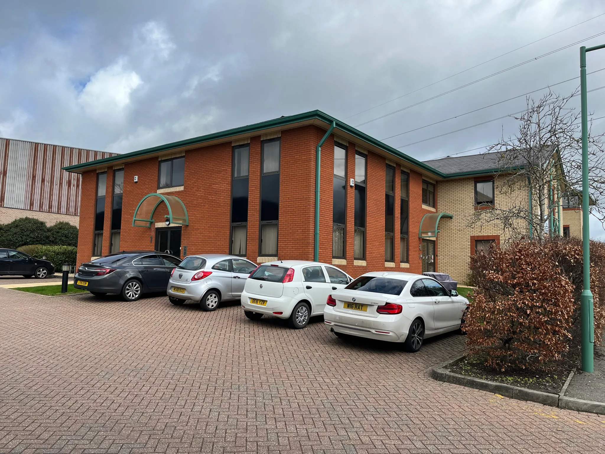 Ground Floor Offices, Unit 7 Bell Business Park, Aylesbury, Offices To Let - IMG_7251.JPEG