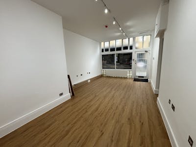 161 & 163 Broadhurst Gardens, London, Retail To Let - IMG_5133.jpg