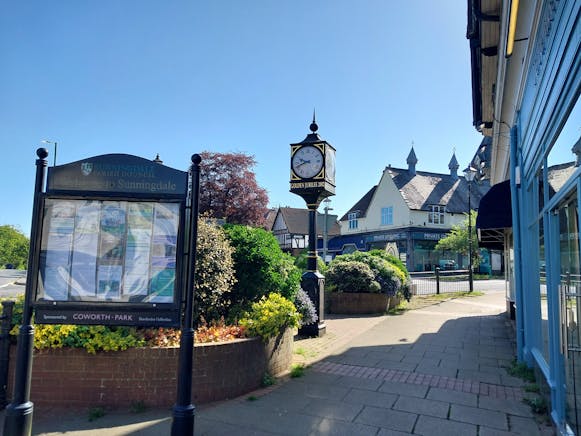 1 Broomhall Buildings, Ascot, Retail For Sale - 20260501_094225.jpg