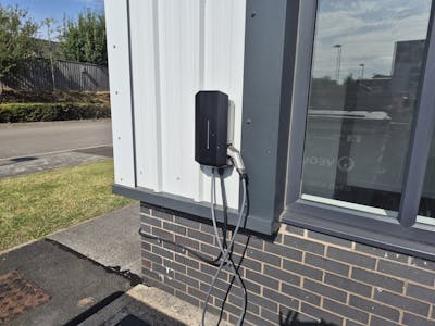 Unit 2b Bury South Business Park, Manchester, Light Industrial To Let - Car Charger