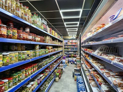 156 Leagrave Road, Luton, A3 (Restaurants and Cafes) / Class E Retail / Leisure / Convenience Store / Residential Flat / Investment - Mixed use / Investment - Residential / Investment - Retail & Leisure / Leisure / Maisonette / Mixed Use / Residential / Retail / High Street Retail / Retail - In Town For Sale - 3.JPG