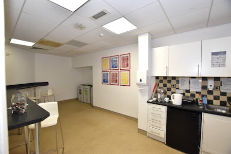Unit 6 Nore House, Riverview Business Park, Blackrock, Office To Let / For Sale - kitchen.JPG
