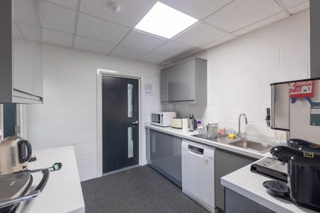 Unit 6, Titan Business Centre, Warwick, Industrial/Logistics To Let - Internals7.jpg
