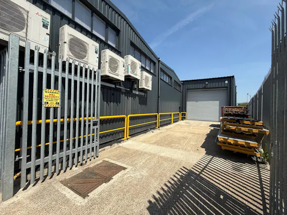Unit 6, Amber Business Park, Canvey Island, Industrial To Let - WhatsApp Image 2026-06-26 at 14.27.46 (3).jpeg