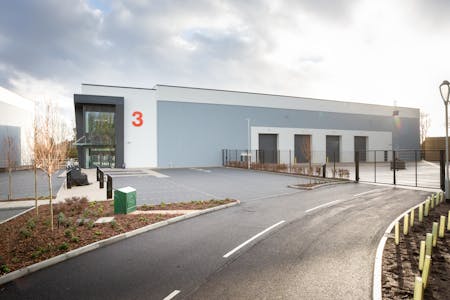 Unit 3 Causeway Central, Lovett Road, Staines-Upon-Thames, Industrial / Warehouse To Let - External