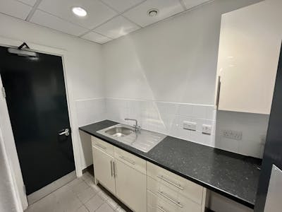 Unit 7 Zodiac Business Park, Uxbridge, Warehouse To Let - 7 Zodiac  Kitchenette.jpg