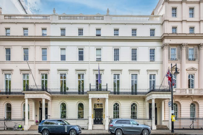 14-15 Belgrave Square, London, Office Lease Assignment - 14 to 15 belgrave square 3439 extl.jpg