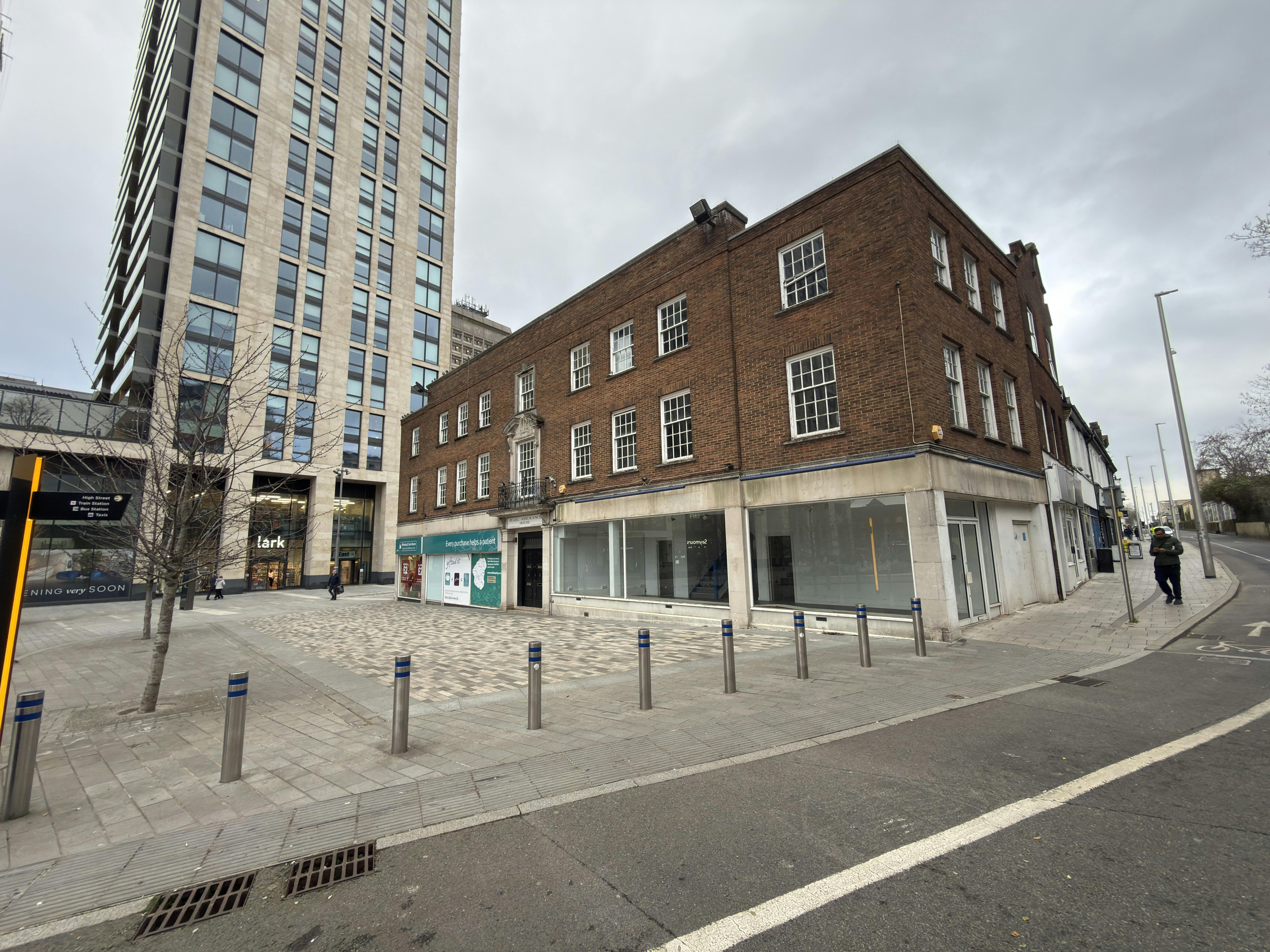 28 High Street, Woking, Retail To Let - IMG_5524.JPEG