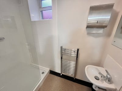 8/10 Victoria Avenue, Harrogate, Office To Let - image00019.jpeg