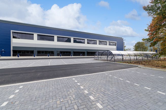 Panattoni Park Crawley, Fleming Way, Crawley, Warehouse & Industrial To Let - Eighty_PanPC_20251016_0633.jpg