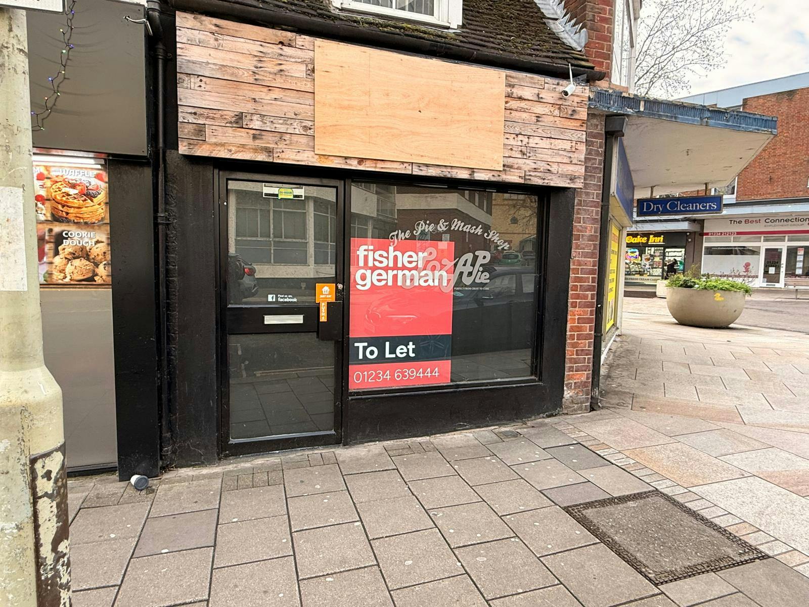 Retail/Shop in Bedford - photo 2