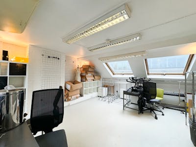 83 Mortimer Street, London, Office To Let - Image 15.jpg