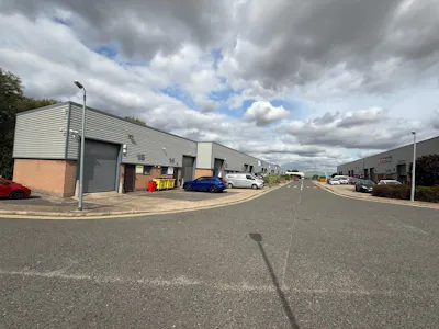 14 Parkside Centre, Southend-on-Sea, Industrial To Let - WhatsApp Image 2026-09-07 at 13.29.49 (9).jpeg
