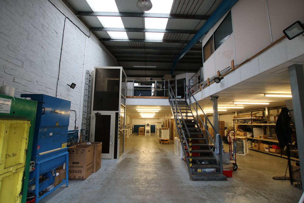 Unit 6, 9 Brook Road Industrial Estate - IMG_3372.JPG
