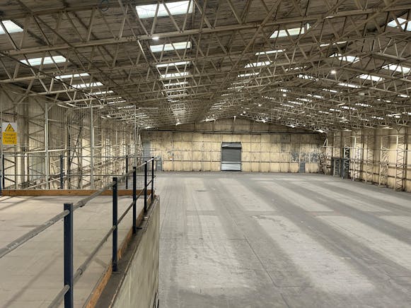 Hangar 1, Westcott Venture Park, Aylesbury, Industrial To Let - 20250716_125514446_iOS.jpg