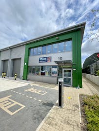Unit 10 Trade City Luton, Kingsway, Luton, LU1 1TT